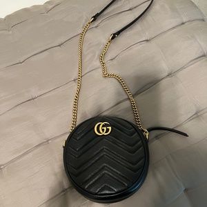 GG Marmount Round Leather Handbag